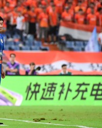 乐鱼体育APP-李平康：泰山接近签下不到30岁的一个巴西乌索类型的后腰